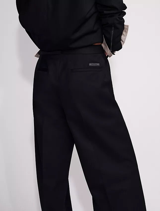 Pantalon ajusté en laine mélangée Pantalon ajusté en laine mélangée