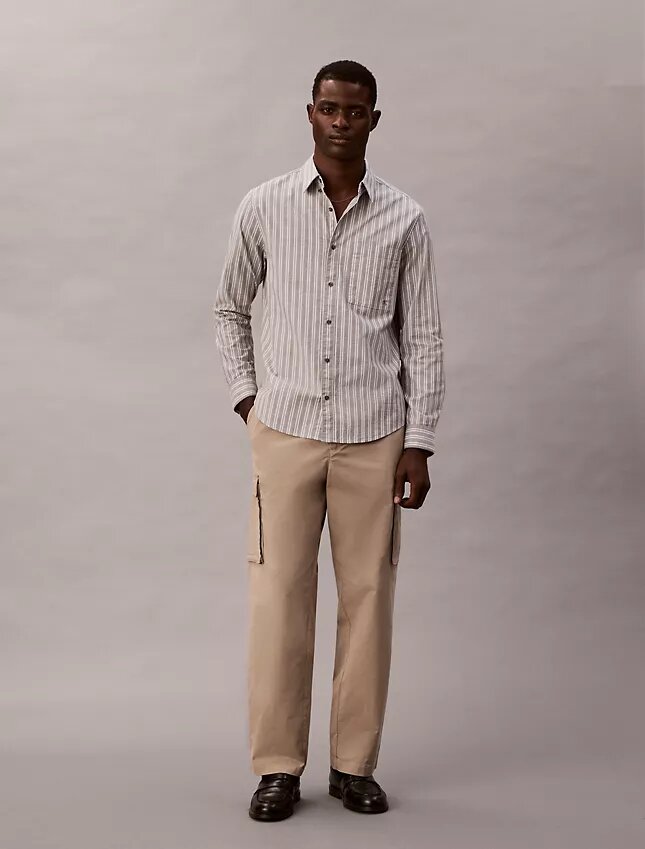 Pantalon cargo droit en Cotton Stretch Pantalon cargo droit en Cotton Stretch