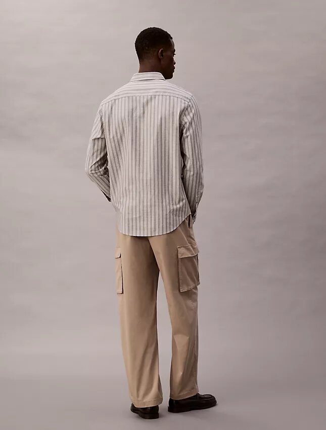 Pantalon cargo droit en Cotton Stretch Pantalon cargo droit en Cotton Stretch