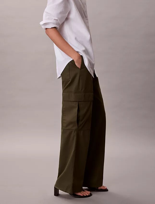 Pantalon cargo en sergé doux Pantalon cargo en sergé doux