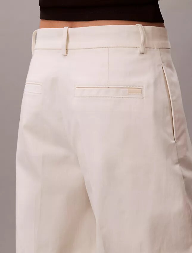 Pantalon chino ample Pantalon chino ample