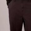 Pantalon chino ample en sergé de coton Cotton Stretch Pantalon chino ample en sergé de coton Cotton Stretch