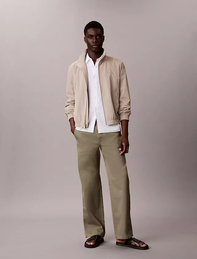 Pantalon chino ample style années 90 Pantalon chino ample style années 90