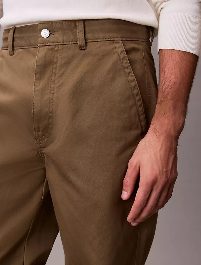 Pantalon chino ample style années 90 Pantalon chino ample style années 90