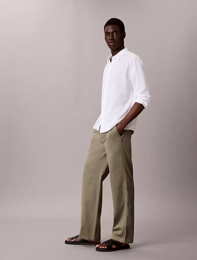 Pantalon chino ample style années 90 Pantalon chino ample style années 90