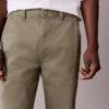 Pantalon chino ample style années 90 Pantalon chino ample style années 90