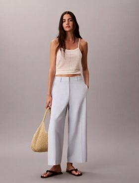 Pantalon chino court à jambes larges