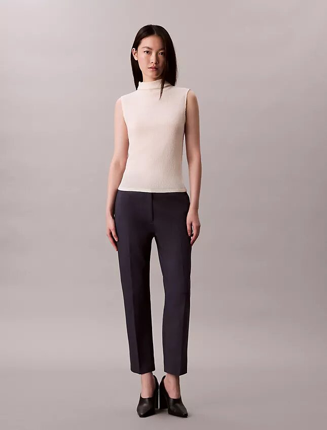 Pantalon chino droit en Cotton Stretch Pantalon chino droit en Cotton Stretch