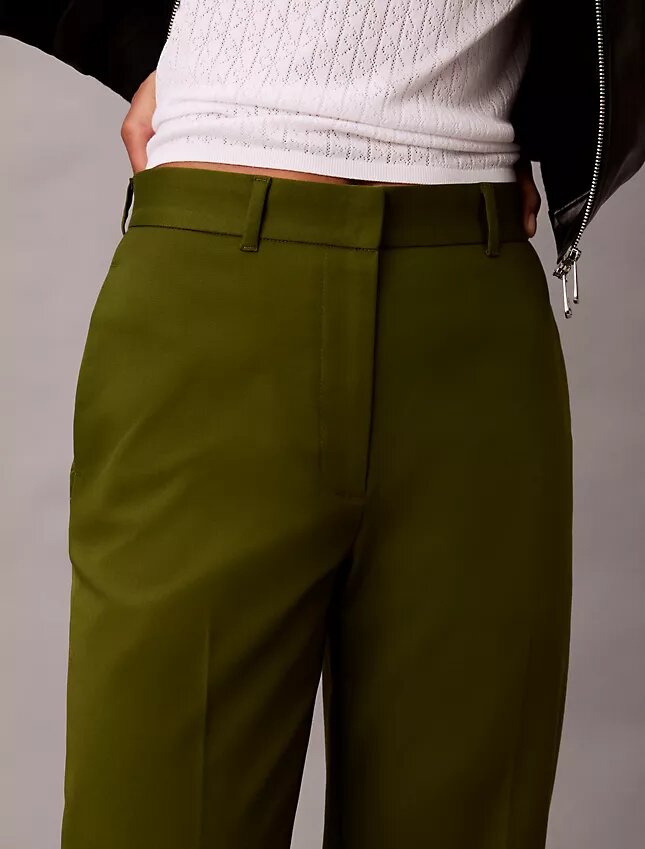 Pantalon chino droit en Cotton Stretch Pantalon chino droit en Cotton Stretch