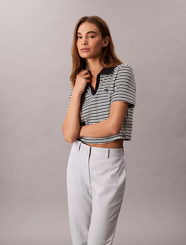 Pantalon chino droit en Cotton Stretch Pantalon chino droit en Cotton Stretch
