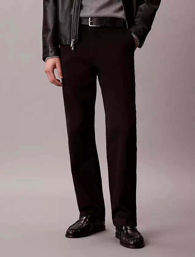 Pantalon chino droit en Cotton Stretch 90S Pantalon chino droit en Cotton Stretch 90S