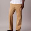 Pantalon chino droit en Cotton Stretch 90S Pantalon chino droit en Cotton Stretch 90S