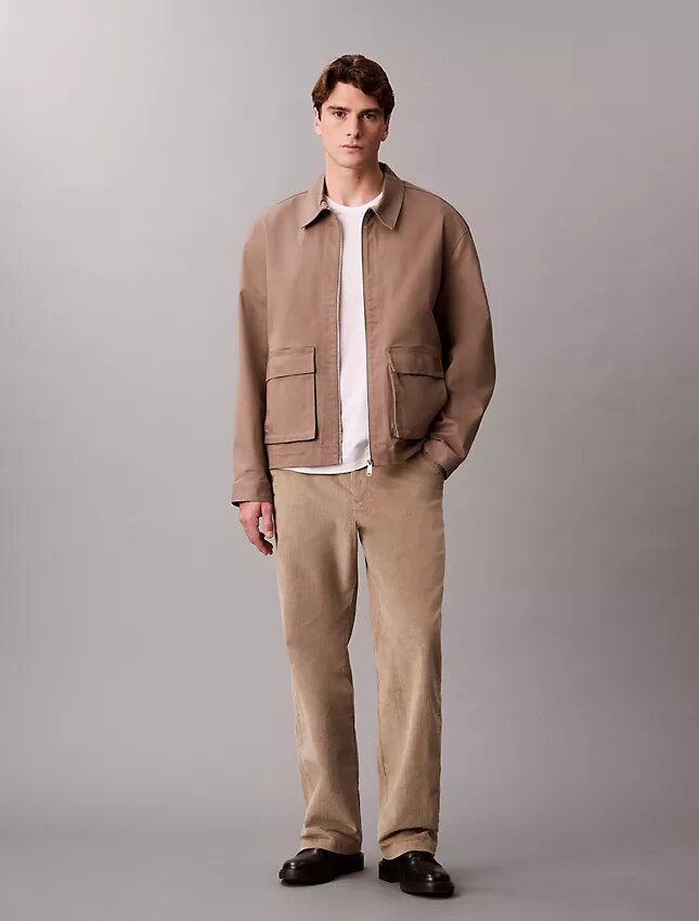 Pantalon chino droit en velours côtelé style années 90 Pantalon chino droit en velours côtelé style années 90