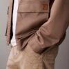 Pantalon chino droit en velours côtelé style années 90 Pantalon chino droit en velours côtelé style années 90
