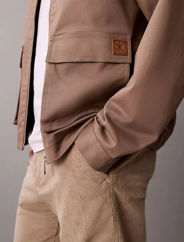 Pantalon chino droit en velours côtelé style années 90 Pantalon chino droit en velours côtelé style années 90