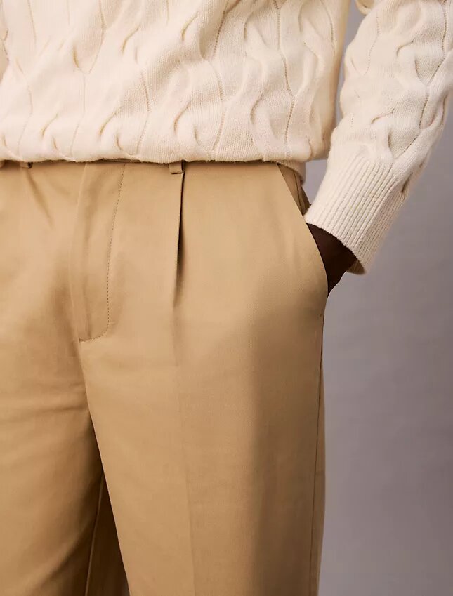 Pantalon chino droit à plis style années 90 Pantalon chino droit à plis style années 90