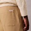 Pantalon chino droit à plis style années 90 Pantalon chino droit à plis style années 90