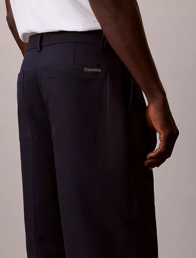 Pantalon chino droit à plis style années 90 Pantalon chino droit à plis style années 90