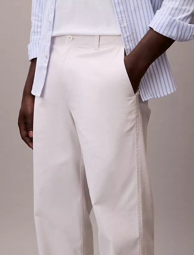 Pantalon chino droit style années 90 Pantalon chino droit style années 90