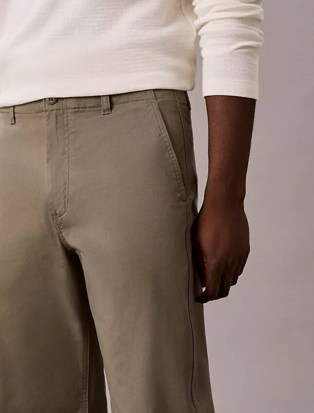 Pantalon chino droit style années 90 Pantalon chino droit style années 90