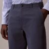 Pantalon chino droit style années 90 Pantalon chino droit style années 90