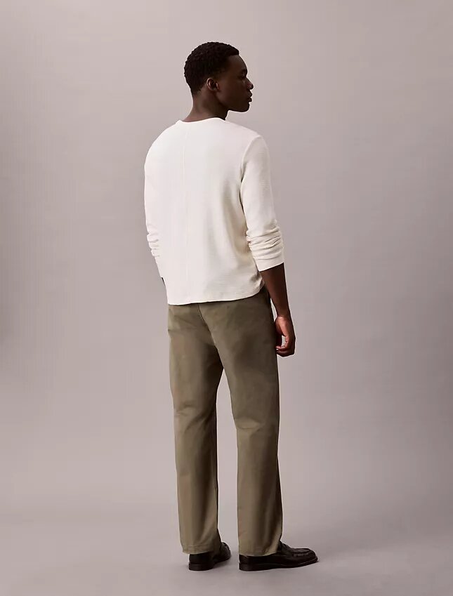 Pantalon chino droit style années 90 Pantalon chino droit style années 90