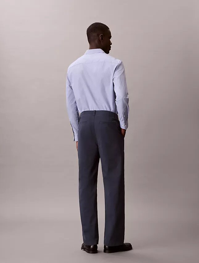 Pantalon chino droit style années 90 Pantalon chino droit style années 90