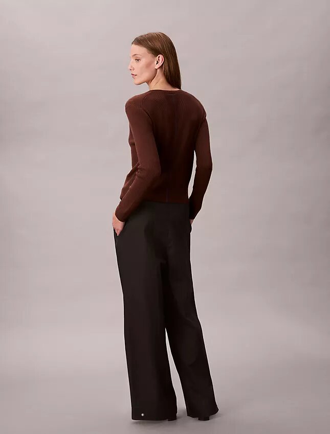 Pantalon chino à jambes larges ajustables Pantalon chino à jambes larges ajustables