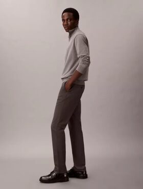 Pantalon chino slim en satin de coton