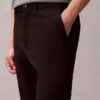Pantalon chino slim en satin de coton Pantalon chino slim en satin de coton