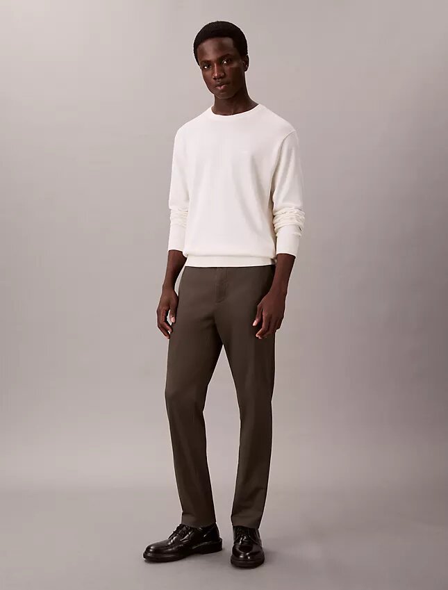 Pantalon chino slim fuselé en satin de coton Pantalon chino slim fuselé en satin de coton