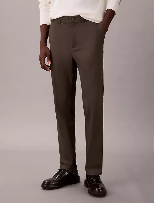 Pantalon chino slim fuselé en satin de coton Pantalon chino slim fuselé en satin de coton