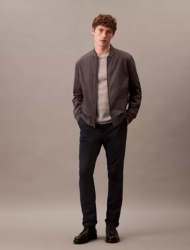 Pantalon chino stretch moderne Pantalon chino stretch moderne