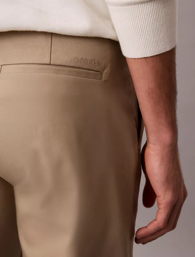 Pantalon chino stretch moderne Pantalon chino stretch moderne
