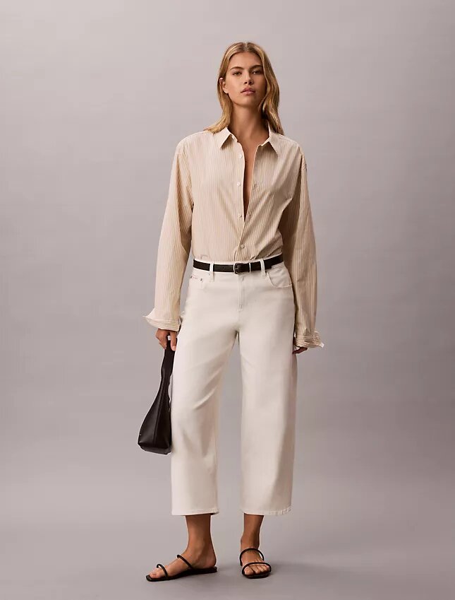 Pantalon court à jambes évasées Pantalon court à jambes évasées
