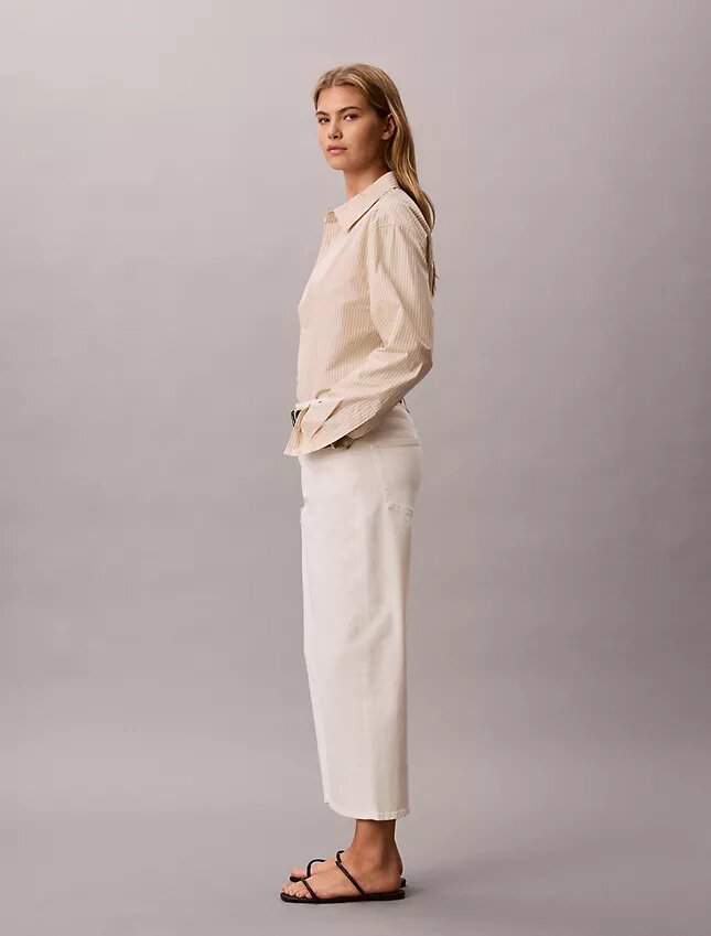 Pantalon court à jambes évasées Pantalon court à jambes évasées