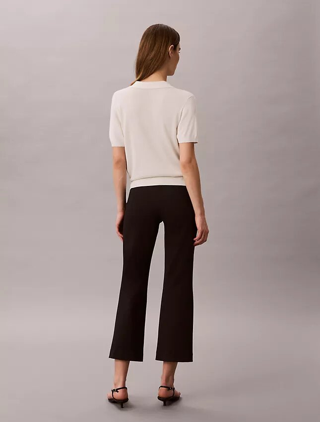Pantalon court évasé en ponte Pantalon court évasé en ponte