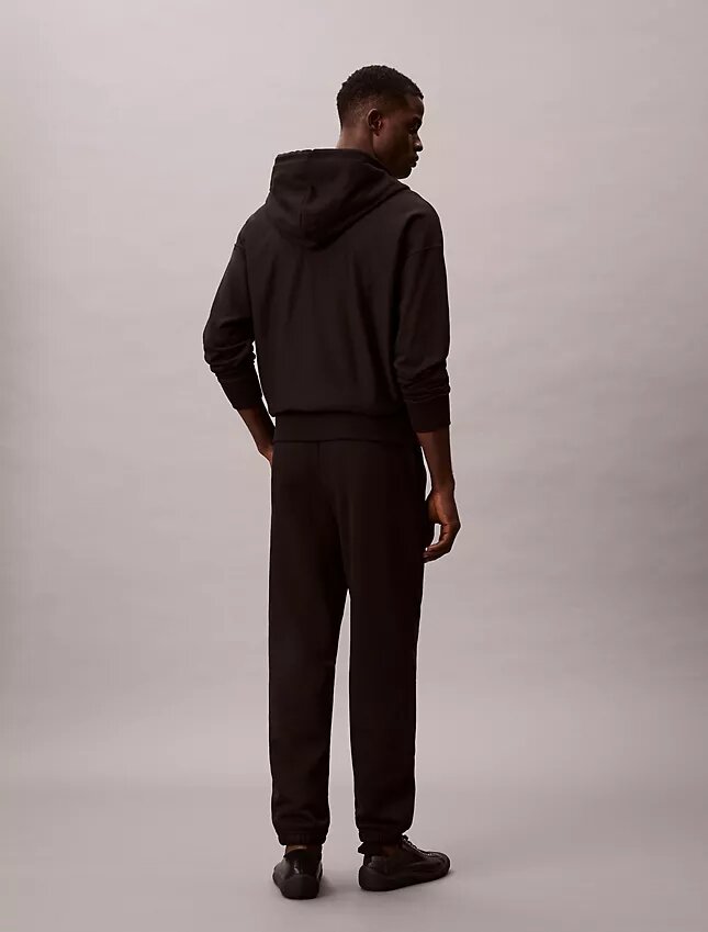 Pantalon de jogging avec patch Monogram en molleton Pantalon de jogging avec patch Monogram en molleton