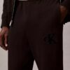 Pantalon de jogging avec patch Monogram en molleton Pantalon de jogging avec patch Monogram en molleton