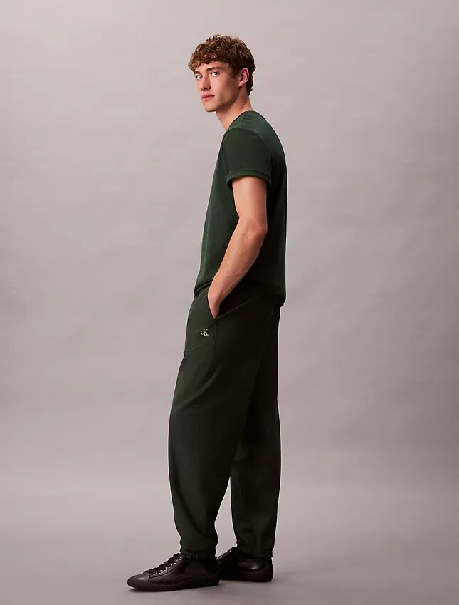 Pantalon de jogging en molleton haut de gamme Pantalon de jogging en molleton haut de gamme