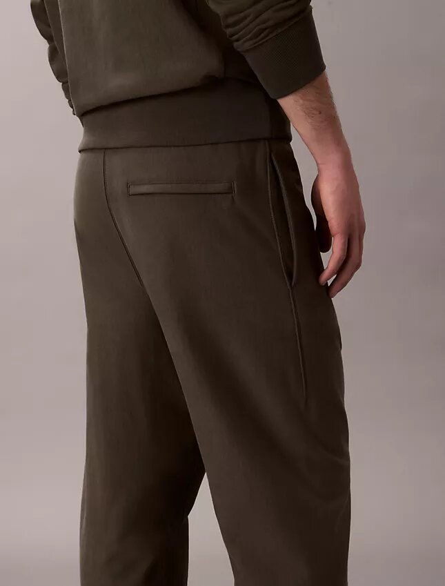 Pantalon de jogging en molleton haut de gamme Pantalon de jogging en molleton haut de gamme