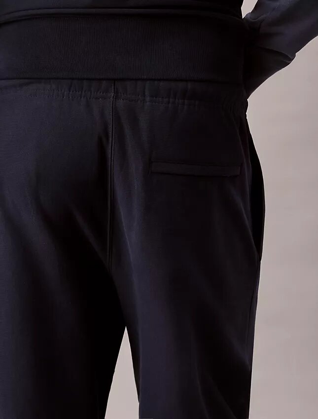 Pantalon de jogging en molleton haut de gamme Pantalon de jogging en molleton haut de gamme