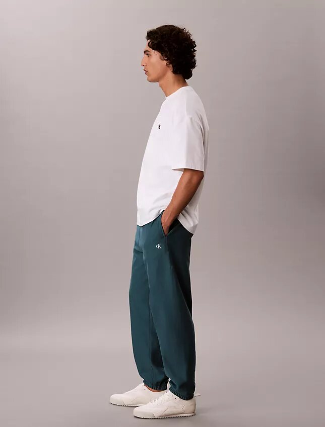 Pantalon de jogging en molleton haut de gamme Pantalon de jogging en molleton haut de gamme