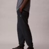 Pantalon de jogging en molleton haut de gamme Pantalon de jogging en molleton haut de gamme