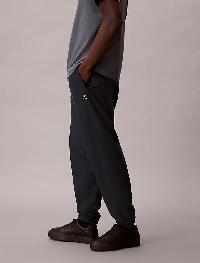 Pantalon de jogging en molleton haut de gamme Pantalon de jogging en molleton haut de gamme