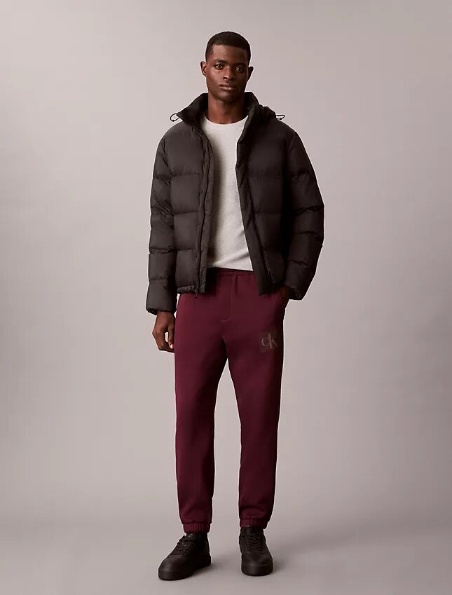 Pantalon de survêtement en molleton avec motif Monogram superposé Pantalon de survêtement en molleton avec motif Monogram superposé