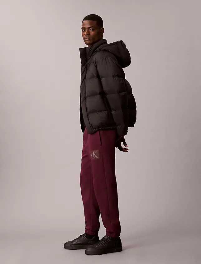 Pantalon de survêtement en molleton avec motif Monogram superposé Pantalon de survêtement en molleton avec motif Monogram superposé