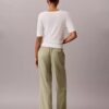 Pantalon de voyage en crêpe extensible Pantalon de voyage en crêpe extensible