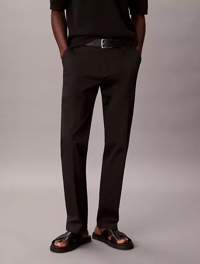 Pantalon droit en Cotton Stretch Pantalon droit en Cotton Stretch
