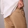 Pantalon droit en Cotton Stretch Pantalon droit en Cotton Stretch